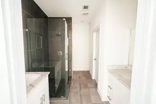 1931 N Prairie Ave, Dallas, TX 75204 - Photo 22