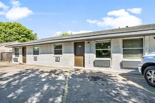 2001 Carl Rd, Irving, TX 75061 - Photo 2