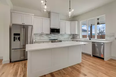 205 W 7th Street, Justin, TX 76247 - Photo 14