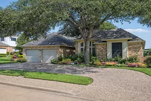 4027 Fairlakes Dr, Dallas, TX 75228 - Photo 36