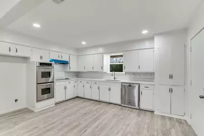 4110 Skyline Drive, Rowlett, TX 75088 - Photo 4