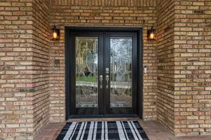 9631 Hilldale Dr, Dallas, TX 75231 - Photo 4