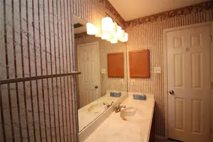 4329 Baldwin St, Grand Prairie, TX 75052 - Photo 18