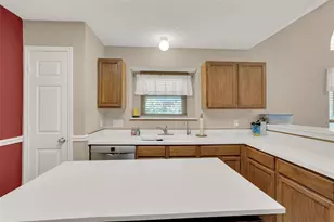 4329 Baldwin St, Grand Prairie, TX 75052 - Photo 10