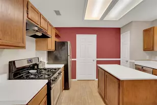 4329 Baldwin St, Grand Prairie, TX 75052 - Photo 8