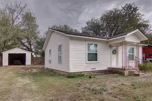 910 Liberty St, Weatherford, TX 76086 - Photo 2