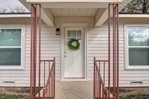 910 Liberty St, Weatherford, TX 76086 - Photo 1