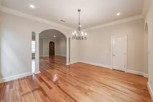 3635 Crestline Rd, Fort Worth, TX 76107 - Photo 10