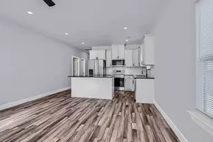 729 E Sears St, Denison, TX 75021 - Photo 2