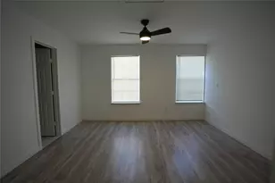 4535 Parry Ave, Dallas, TX 75223 - Photo 10