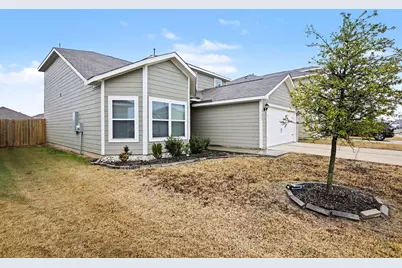 9617 Sierra Grande Drive, Fort Worth, TX 76140 - Photo 2
