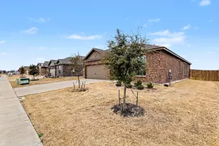 832 Jackel Dr, Anna, TX 75409 - Photo 2