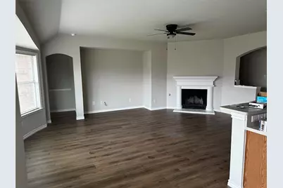 2512 Clubhouse Drive, Denton, TX 76210 - Photo 2