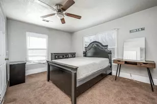 701 Lakey St, Denton, TX 76205 - Photo 16