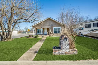 701 Lakey Street, Denton, TX 76205 - Photo 2