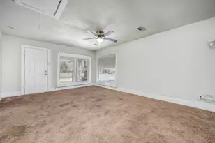 701 Lakey St, Denton, TX 76205 - Photo 6