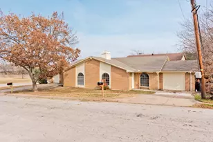 6301 & 6303 Shasta Trail, Fort Worth, TX 76133 - Photo 2