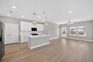 513 Blanton St, McKinney, TX 75069 - Photo 2