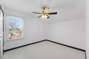 2044 Hillshire Dr, Lewisville, TX 75067 - Photo 22