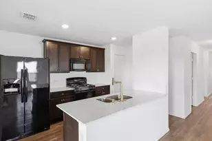 461 Blue Crow Ln, Fort Worth, TX 76052 - Photo 10