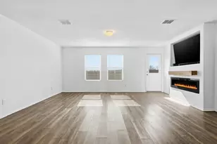 461 Blue Crow Ln, Fort Worth, TX 76052 - Photo 16