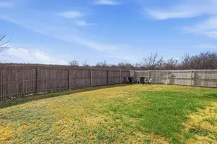 461 Blue Crow Ln, Fort Worth, TX 76052 - Photo 26