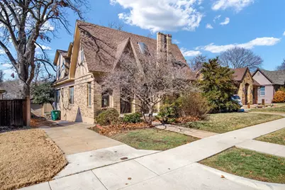 1712 Frederick Street, Fort Worth, TX 76107 - Photo 2