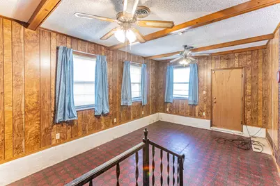 610 N Joyce Street, Lacy Lakeview, TX 76705 - Photo 8