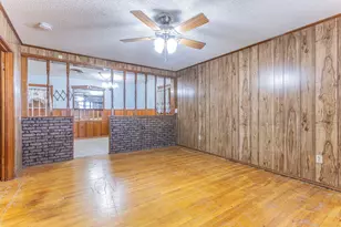 610 N Joyce St, Lacy Lakeview, TX 76705 - Photo 4