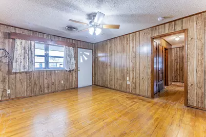 610 N Joyce Street, Lacy Lakeview, TX 76705 - Photo 6