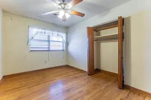 610 N Joyce St, Lacy Lakeview, TX 76705 - Photo 12