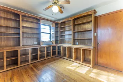 610 N Joyce Street, Lacy Lakeview, TX 76705 - Photo 20