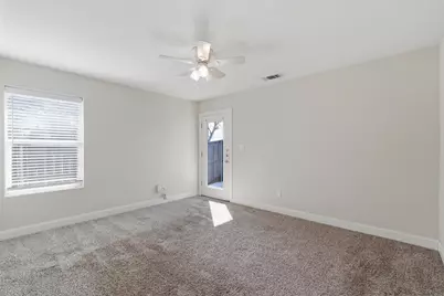 802-804 N Broughton Street #802, Sherman, TX 75090 - Photo 12