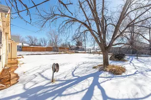 1902 Bristol Dr, Sweetwater, TX 79556 - Photo 28