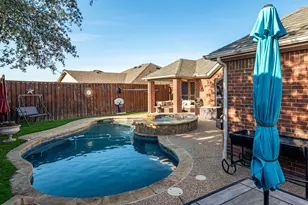 305 Tarpan Trail, Celina, TX 75009 - Photo 2