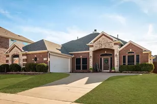 305 Tarpan Trail, Celina, TX 75009 - Photo 2