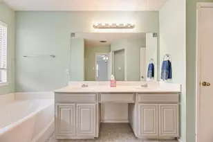 637 Manchester Dr, Mansfield, TX 76063 - Photo 10