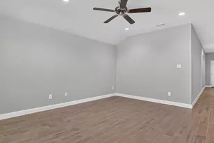 10632 Zircon Ln, Fort Worth, TX 76036 - Photo 14