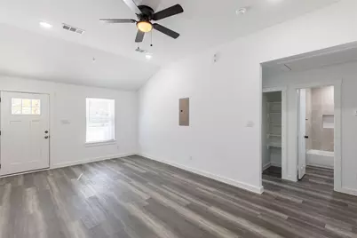 3626 Marshall Street #Unit D, Greenville, TX 75401 - Photo 6