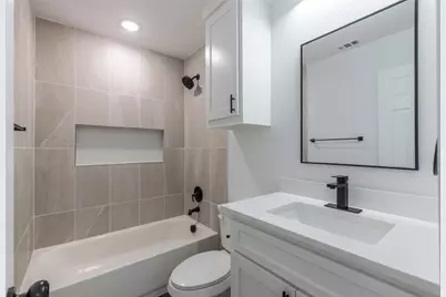 3626 Marshall Street #Unit D, Greenville, TX 75401 - Photo 16