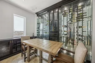 2210 Boll St, Dallas, TX 75204 - Photo 14