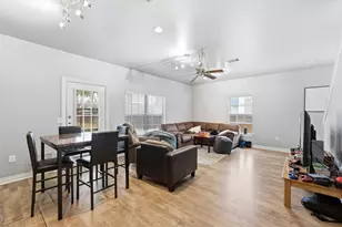 2410 S 2nd St, Waco, TX 76706 - Photo 10