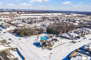 701 Presidio St, Aubrey, TX 76227 - Photo 36