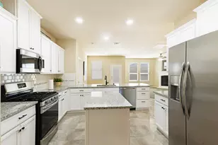 2109 Lake Hawthorne Trl, Little Elm, TX 75068 - Photo 10