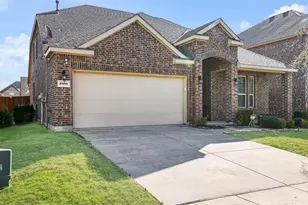 2109 Lake Hawthorne Trl, Little Elm, TX 75068 - Photo 4