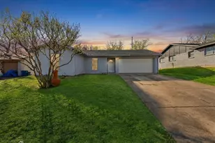 422 Clary Dr, Mesquite, TX 75149 - Photo 1