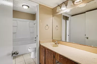 10328 Chelmsford Drive, Dallas, TX 75217 - Photo 16