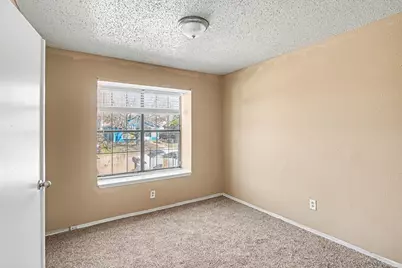 10328 Chelmsford Drive, Dallas, TX 75217 - Photo 18