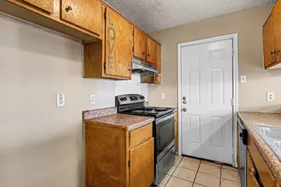 10328 Chelmsford Drive, Dallas, TX 75217 - Photo 10