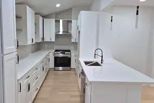 710 S Glasgow Dr, Dallas, TX 75223 - Photo 24